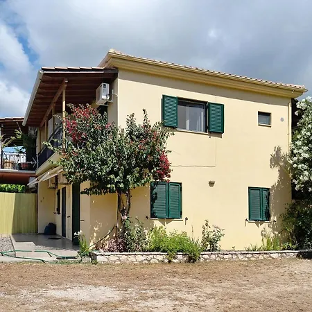 Vardia A Apartament